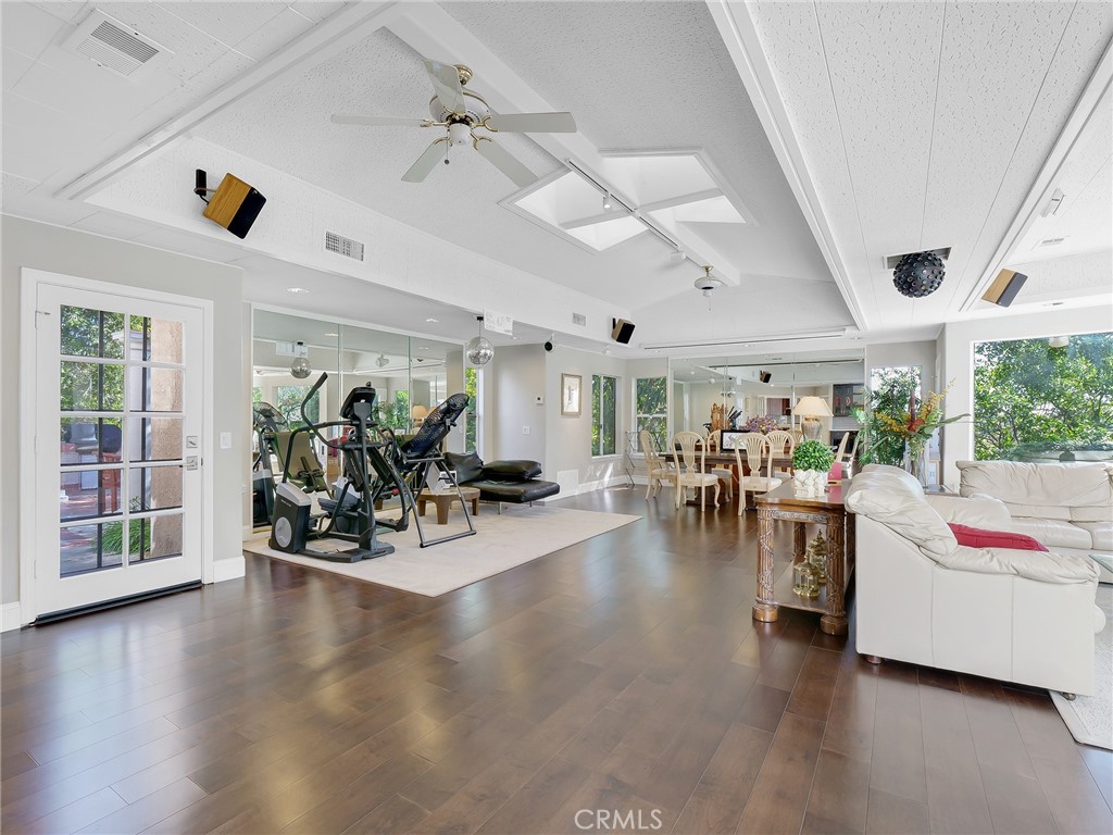 1435 Subtropic Drive