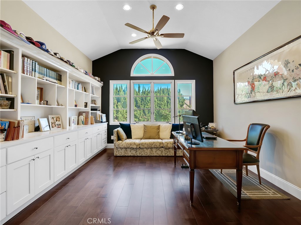 1435 Subtropic Drive