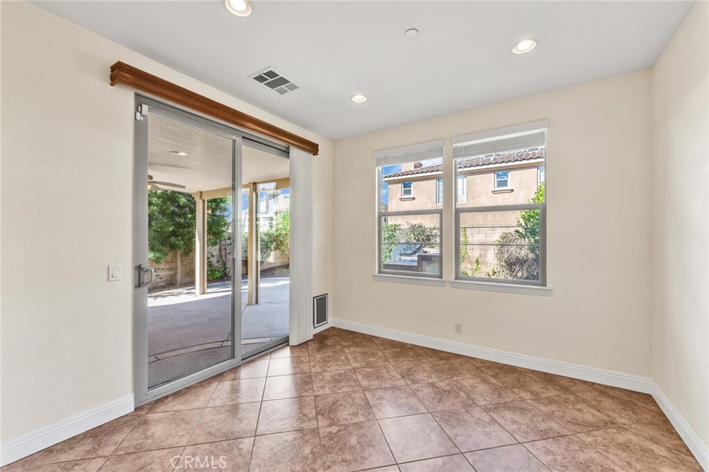 7112 Acorn Place