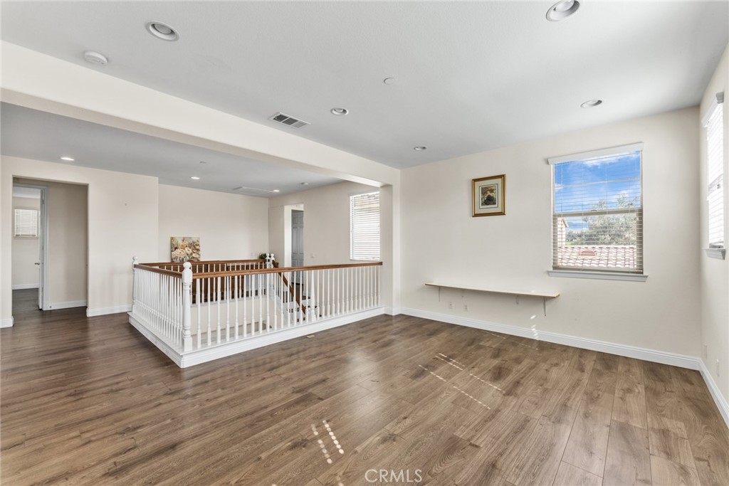 7112 Acorn Place