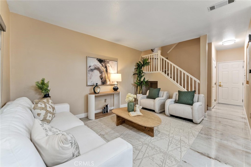 312 Torito Ln