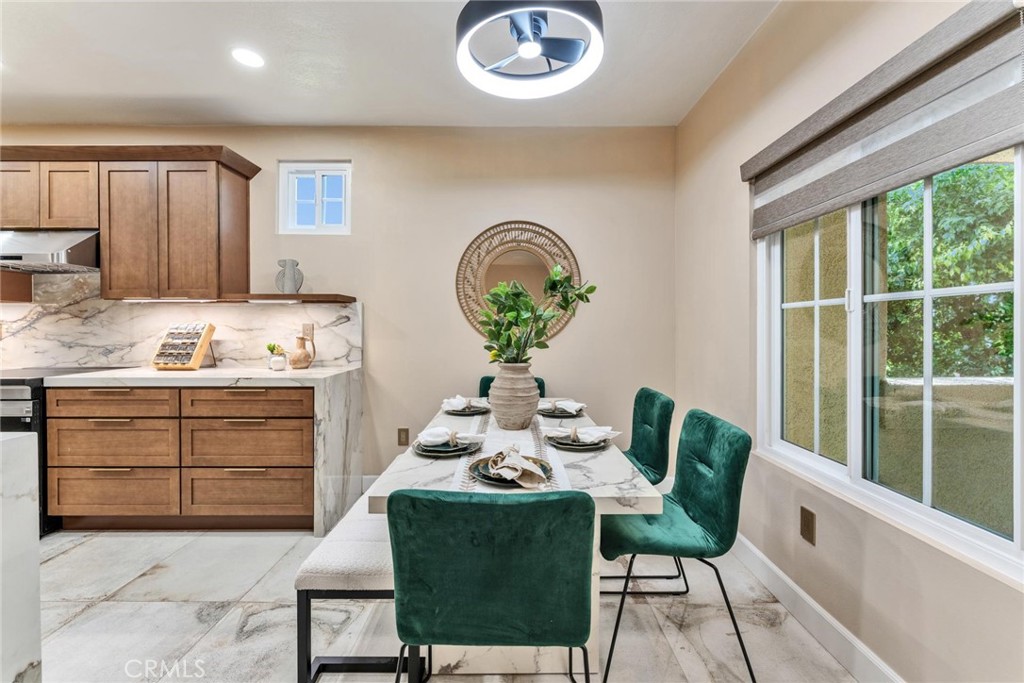 312 Torito Ln