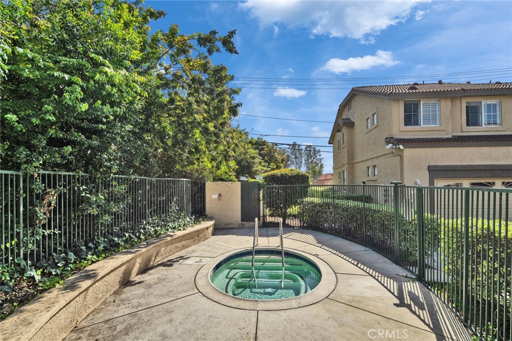 312 Torito Ln