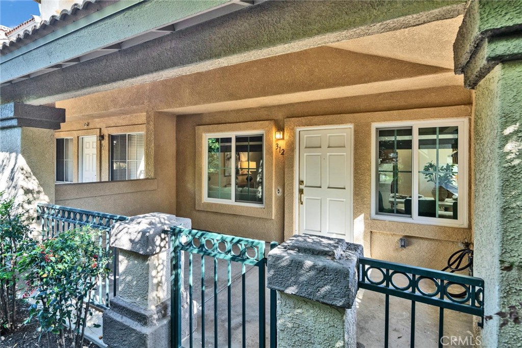 312 Torito Ln