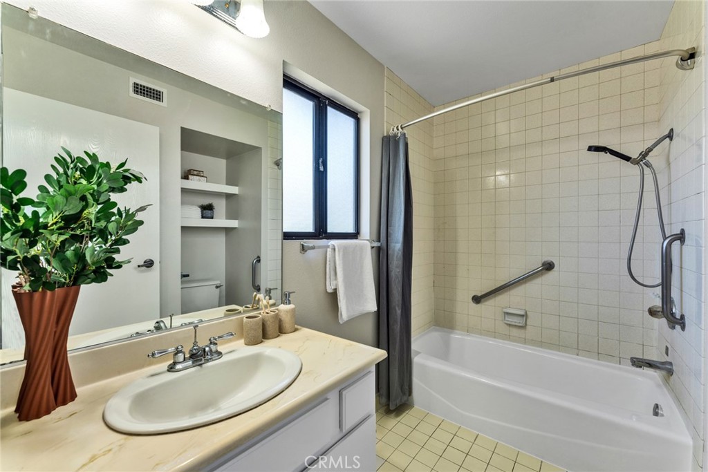 330 N Rural Drive 301