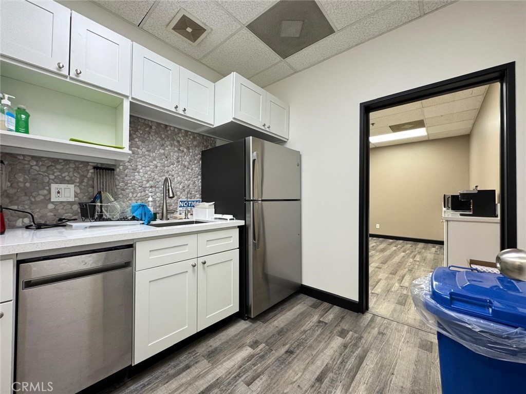 21007 Commerce Point Dr