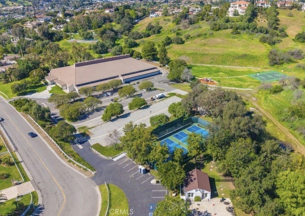 2262 Feather Rock