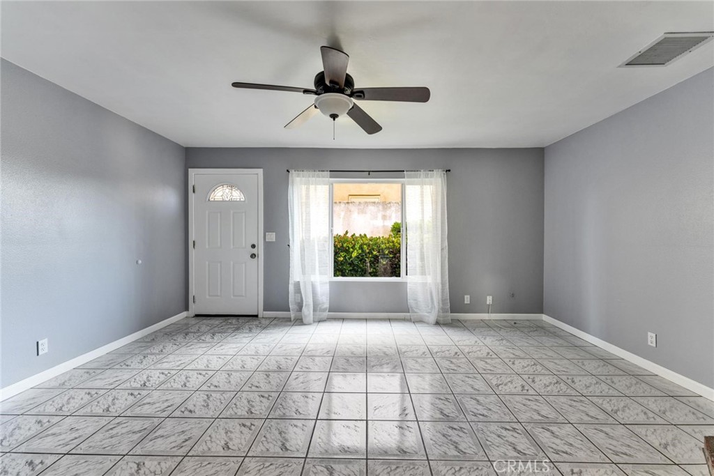 5372 Clairemont Mesa Blvd