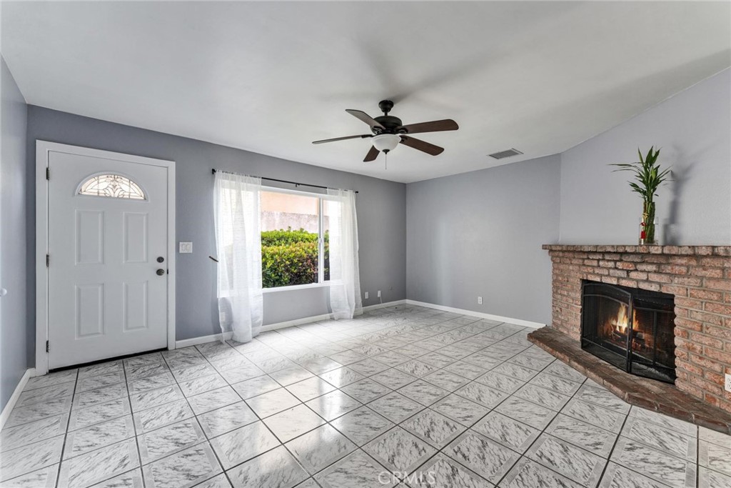 5372 Clairemont Mesa Blvd