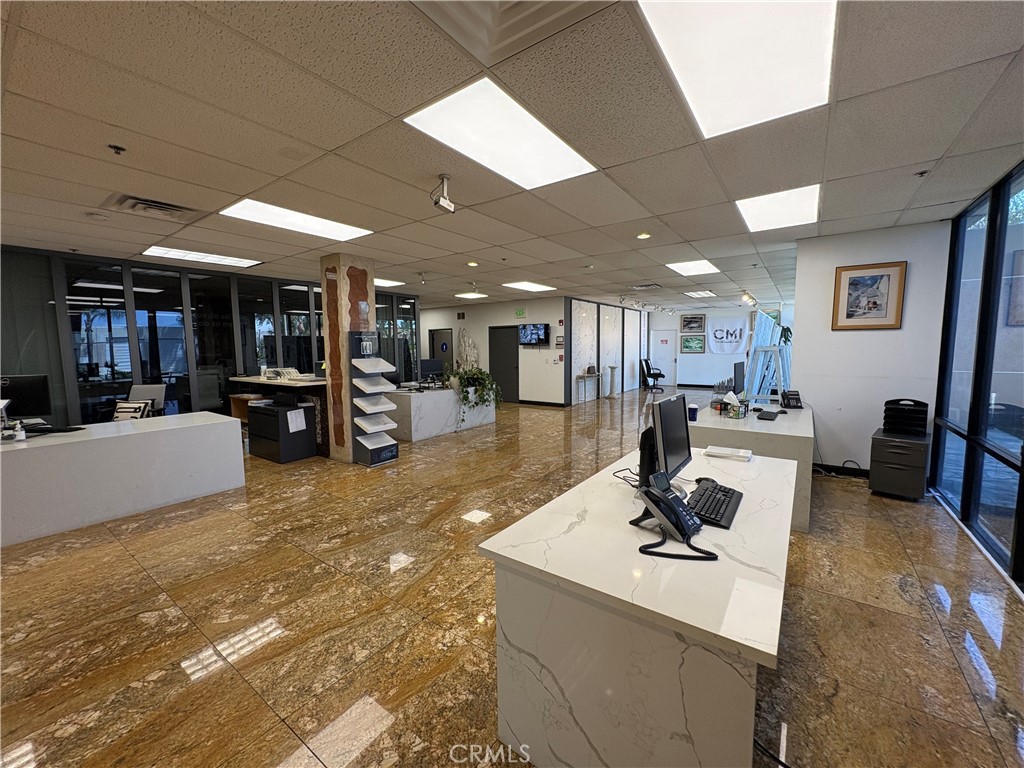 20530 Earlgate