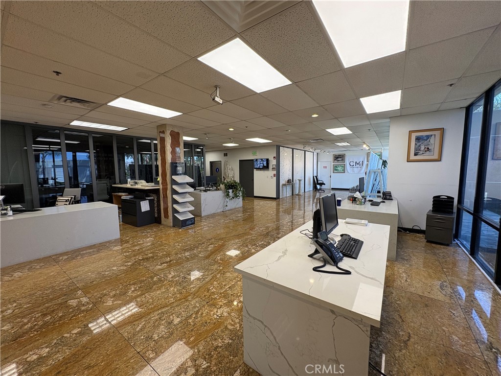 20530 Earlgate