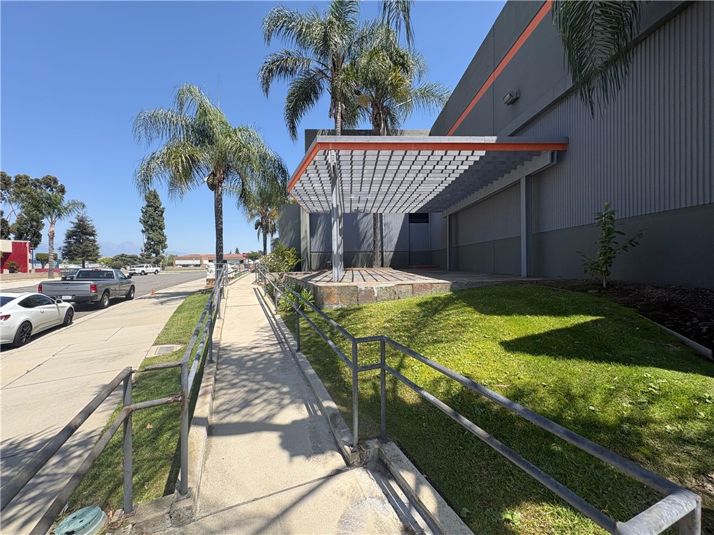 20530 Earlgate