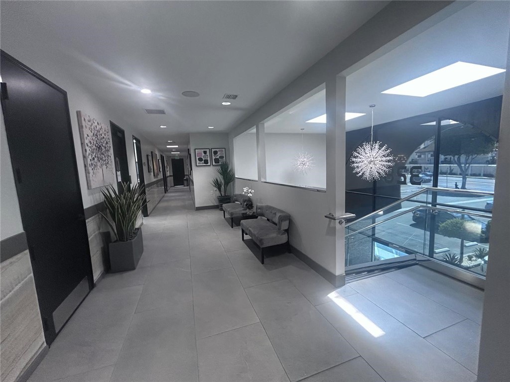 328 s Atlantic Blvd 205