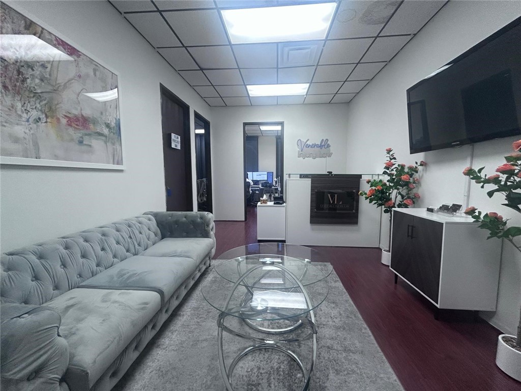 328 s Atlantic Blvd 205
