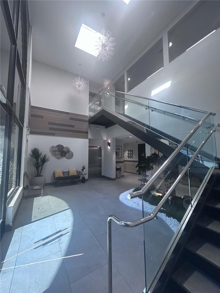 328 s Atlantic Blvd 205