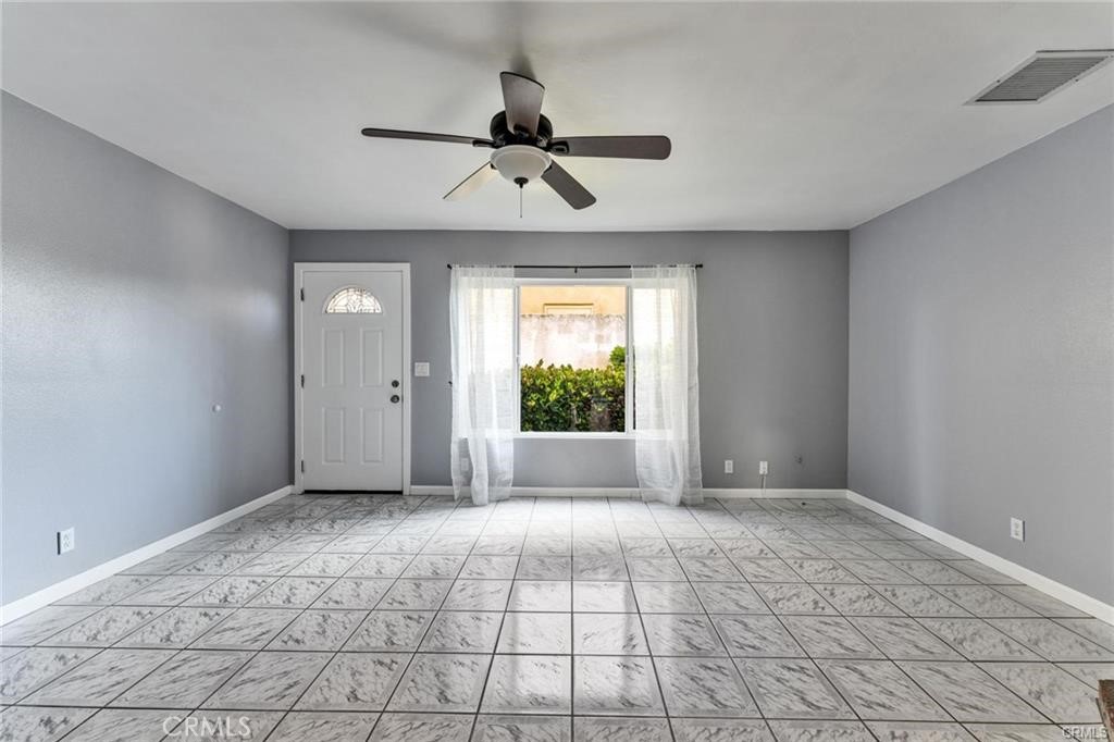 5372 Clairemont Mesa Blvd