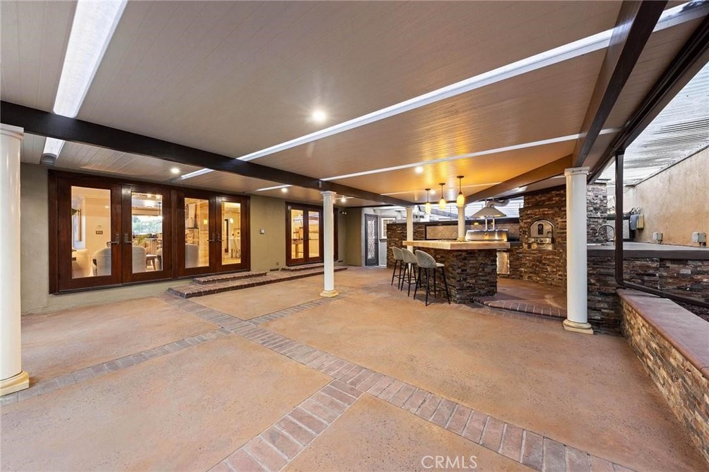 1029 Burnell Oaks Lane