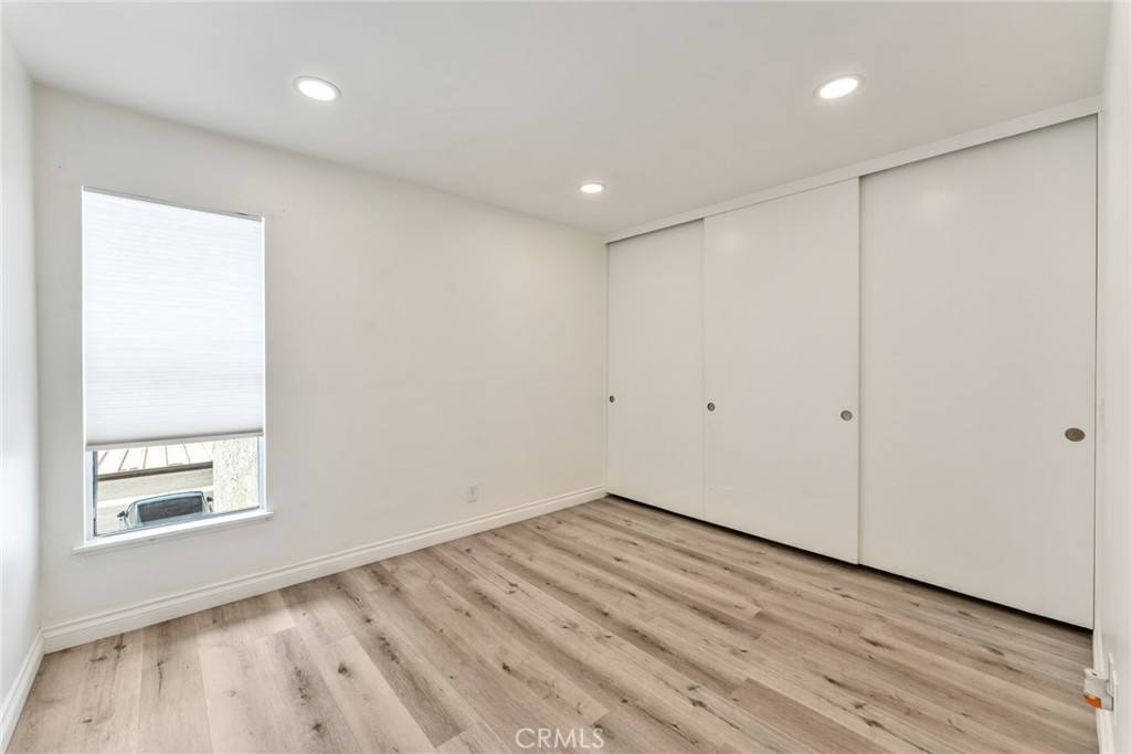 425 Orange Blossom 205