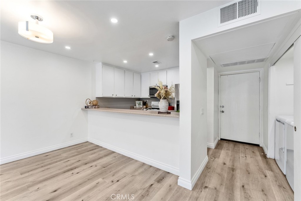 425 Orange Blossom 205