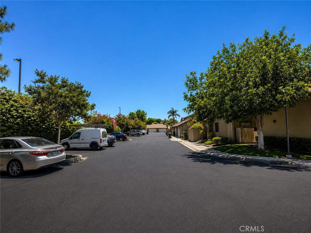 918 S Laurelwood 2
