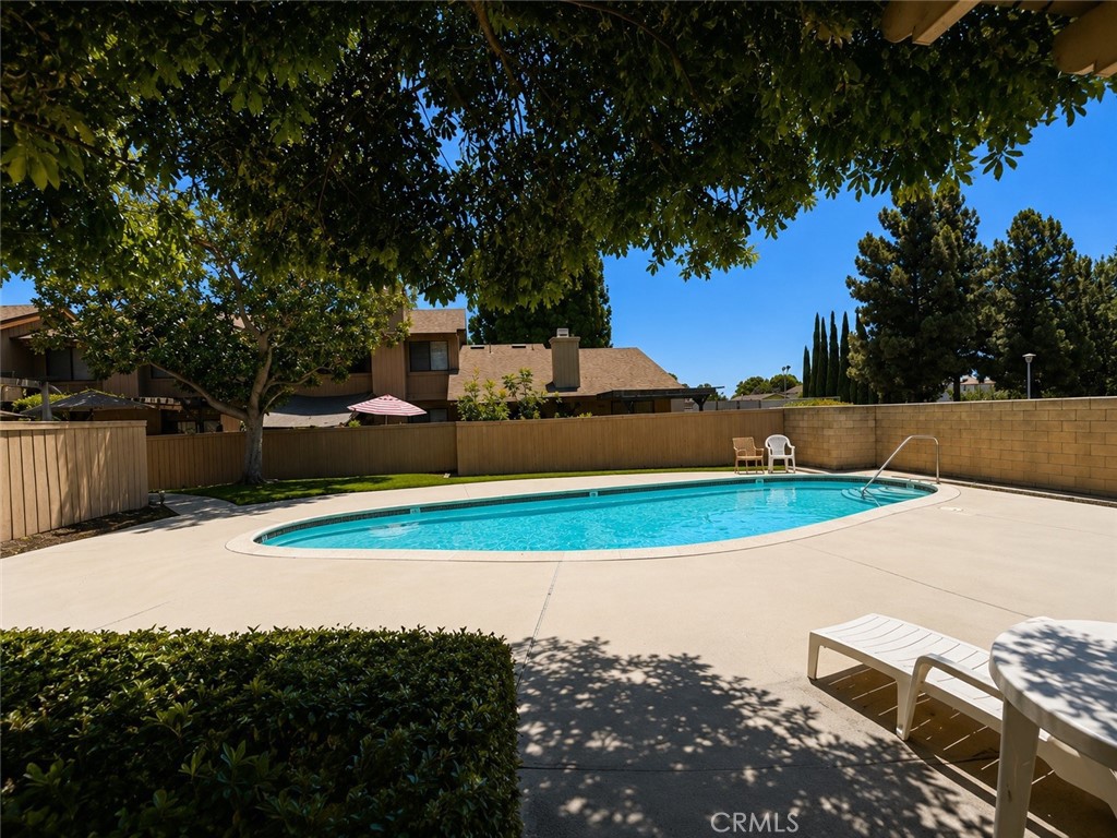 918 S Laurelwood 2