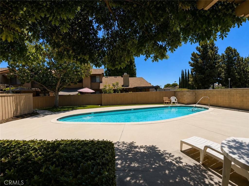 918 S Laurelwood 2