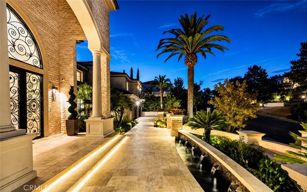 2855 Oak Knoll Drive