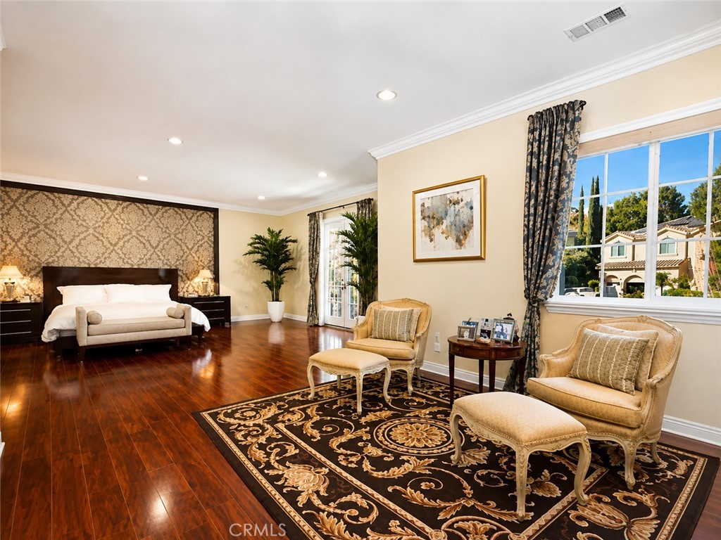 2855 Oak Knoll Drive