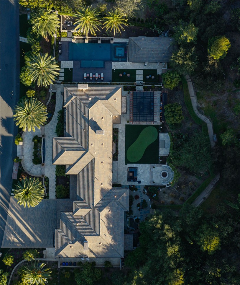 2855 Oak Knoll Drive