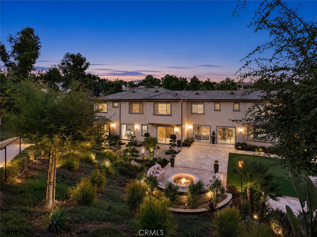 2855 Oak Knoll Drive