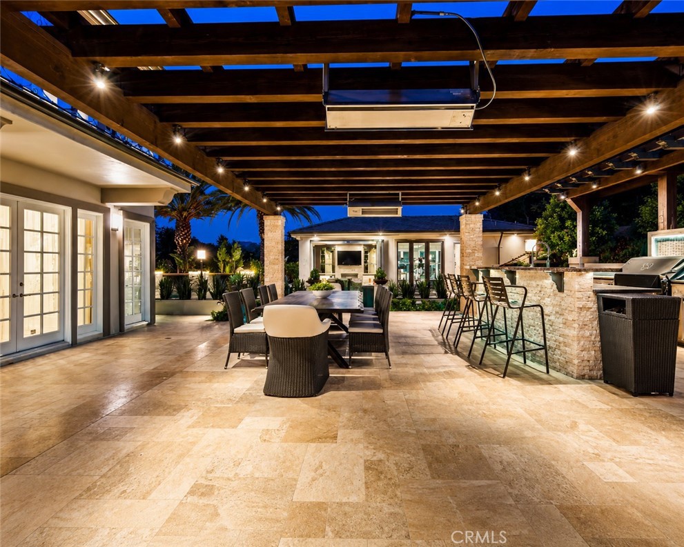 2855 Oak Knoll Drive