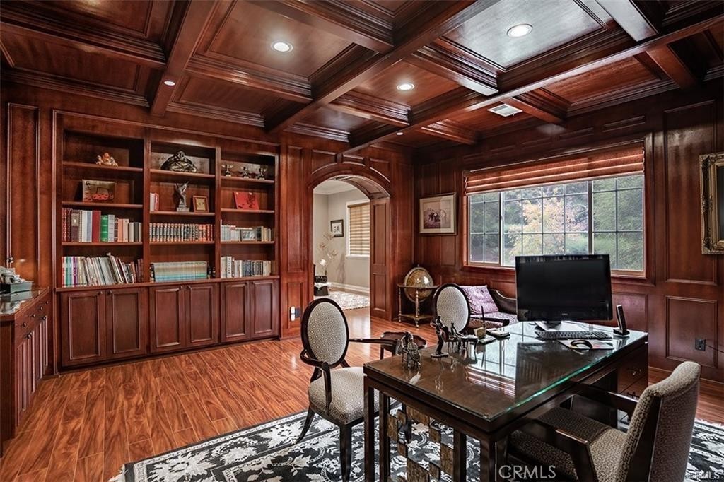 2855 Oak Knoll Drive