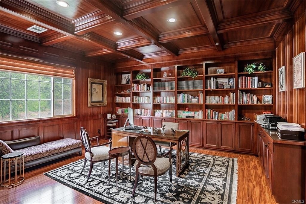 2855 Oak Knoll Drive