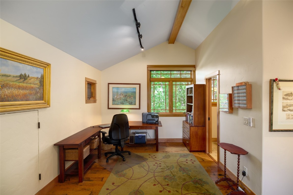 1400 Delta Queen COURT