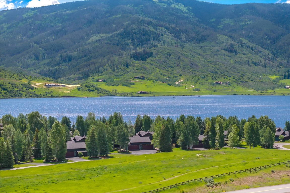 30425 Lakeshore TRAIL