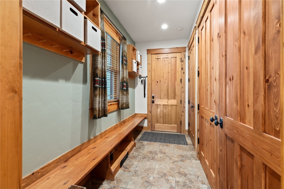 30425 Lakeshore TRAIL