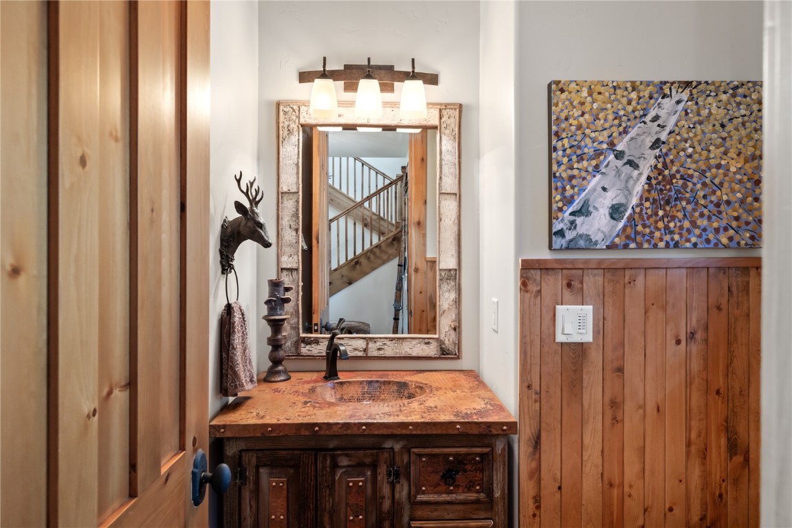 30425 Lakeshore TRAIL