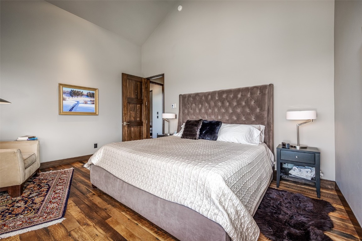 1247 Clubhouse CIRCLE