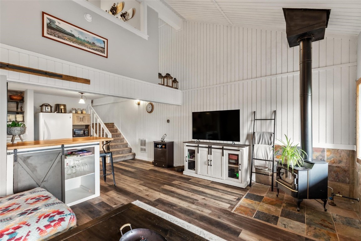 23015 Schussmark Trail B