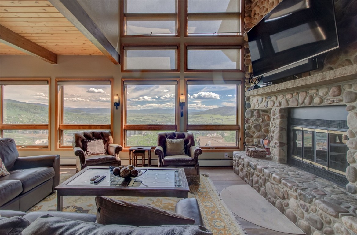 1770 Natches WAY n/a