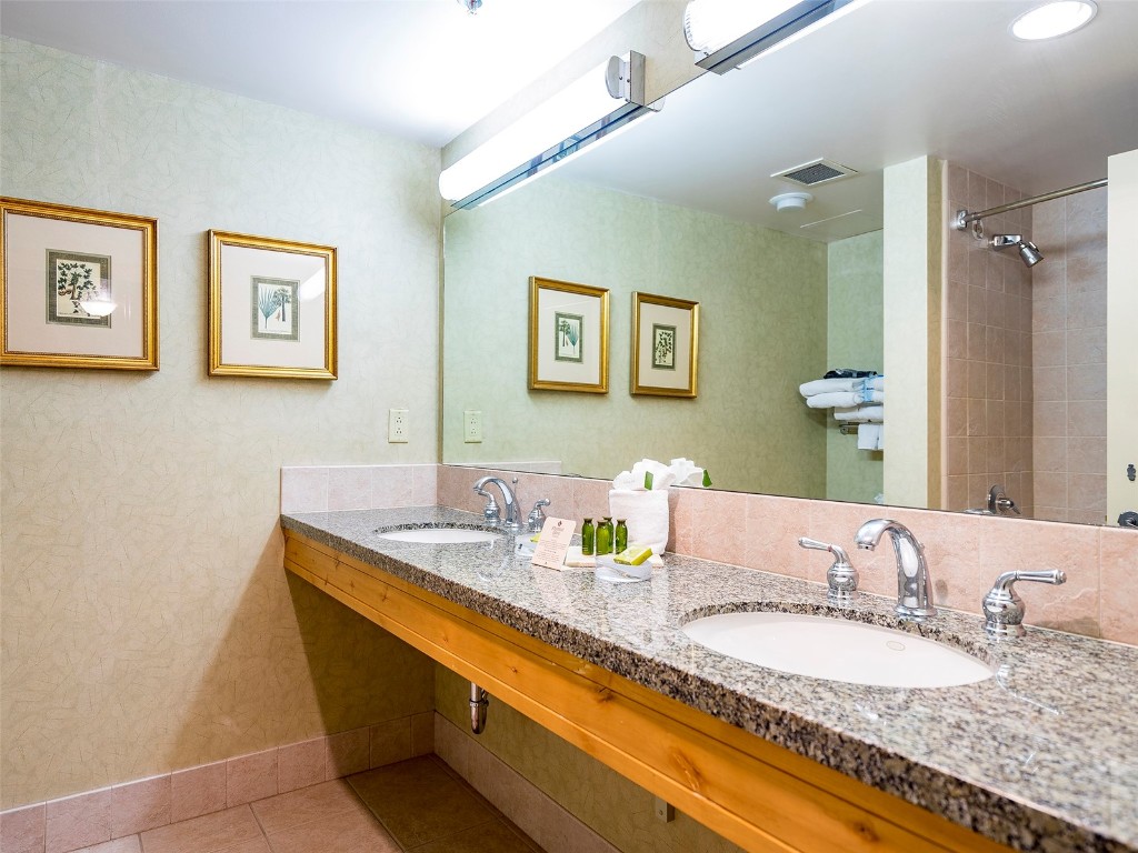 2300 Mt. Werner Circle 565 QIV