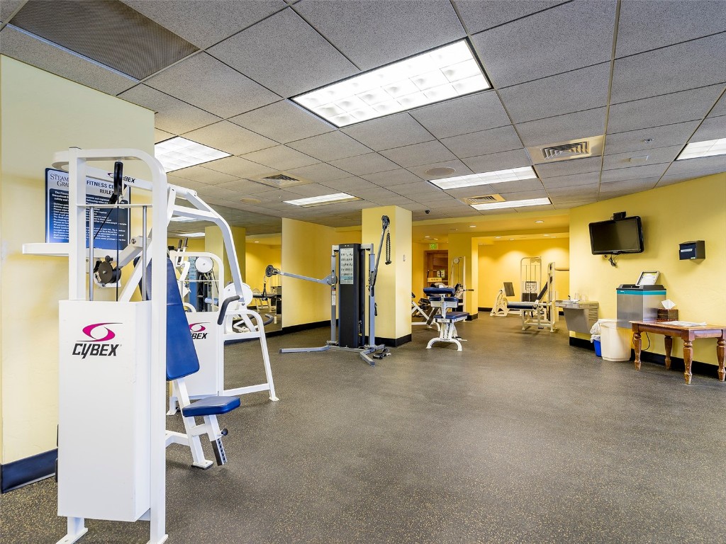 2300 Mount Werner CIRCLE 252/250