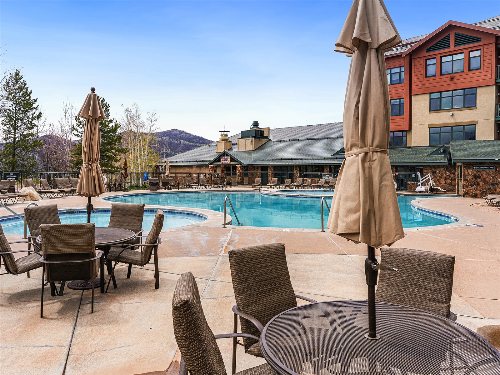2300 Mount Werner CIRCLE 252/250