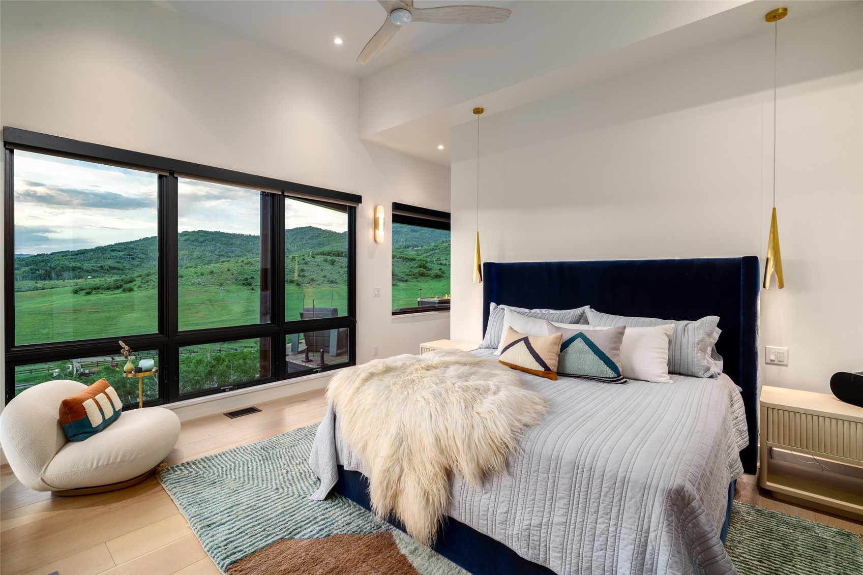 33200 Meadow Creek DRIVE