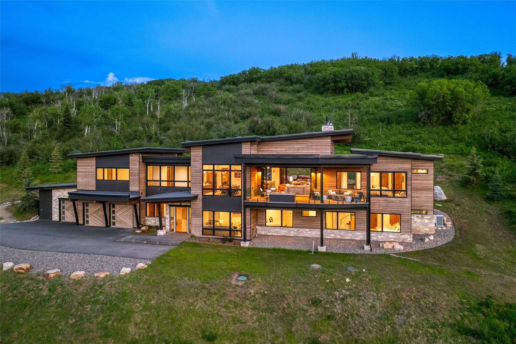 33200 Meadow Creek Drive Steamboat Springs Co 80487 S1056221