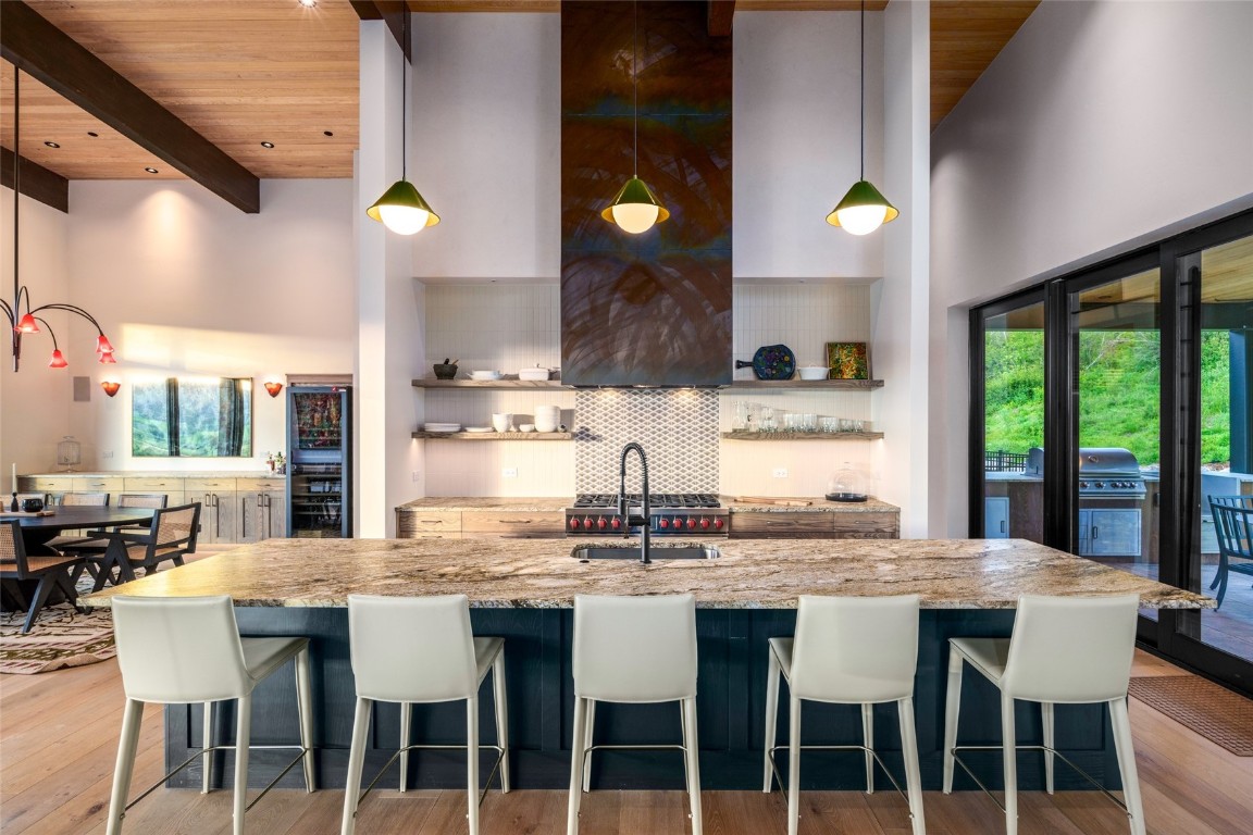 33200 Meadow Creek DRIVE