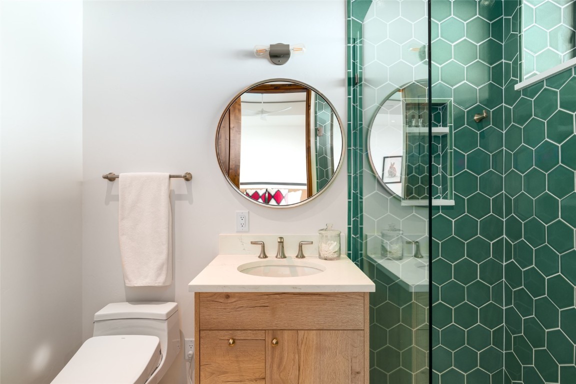 33200 Meadow Creek DRIVE