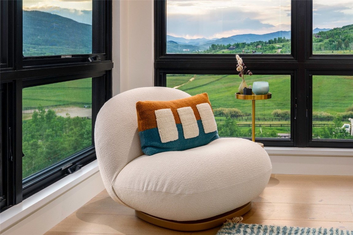 33200 Meadow Creek DRIVE