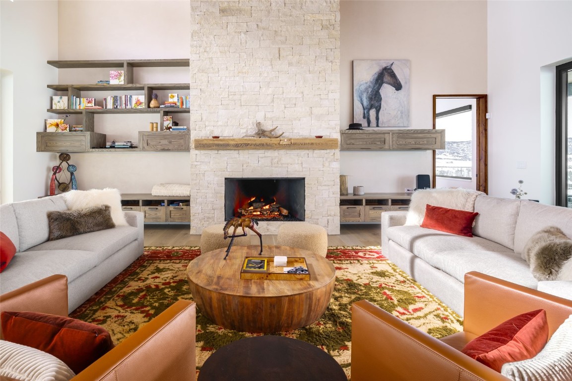 33200 Meadow Creek DRIVE