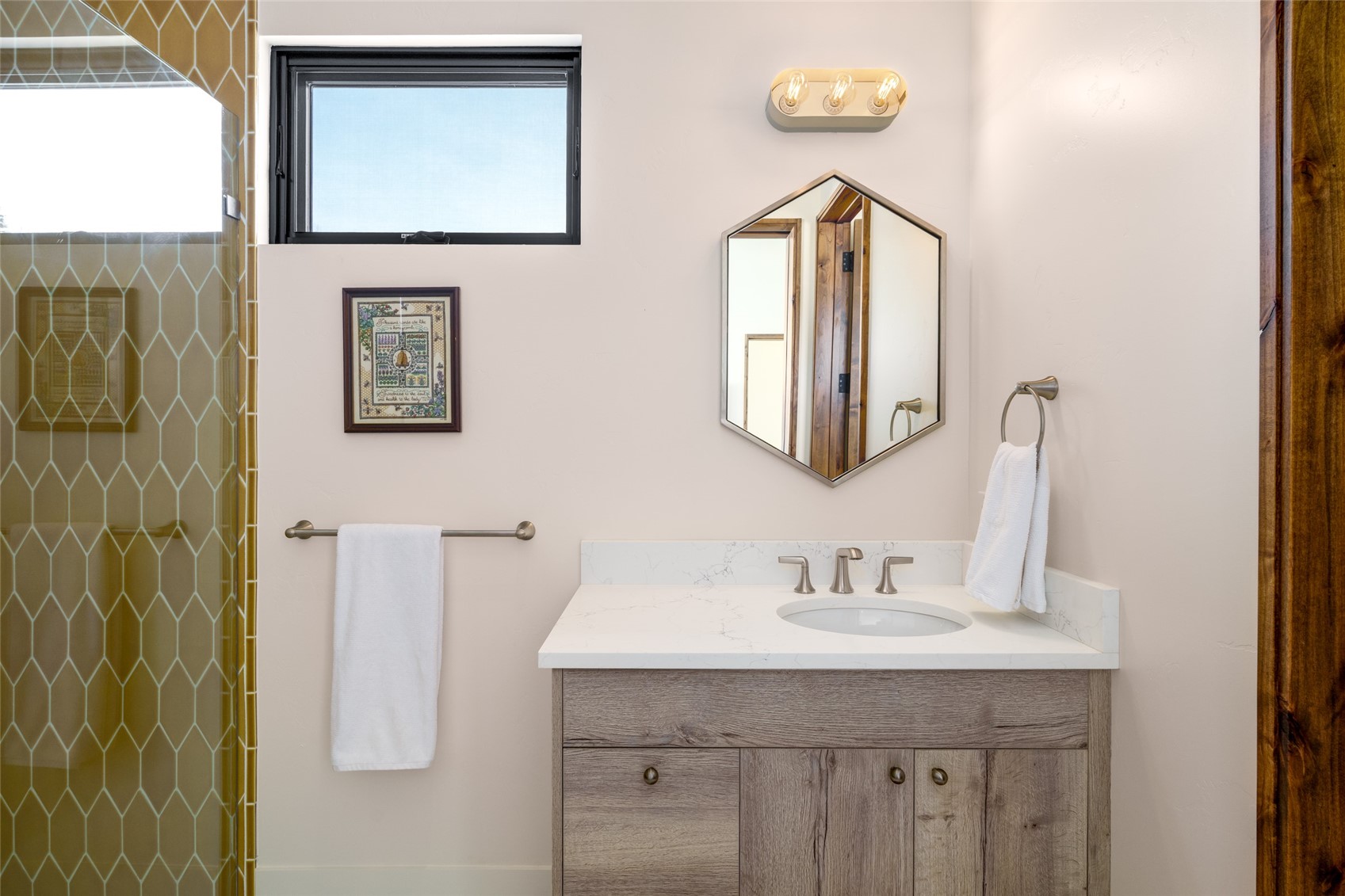 33200 Meadow Creek DRIVE